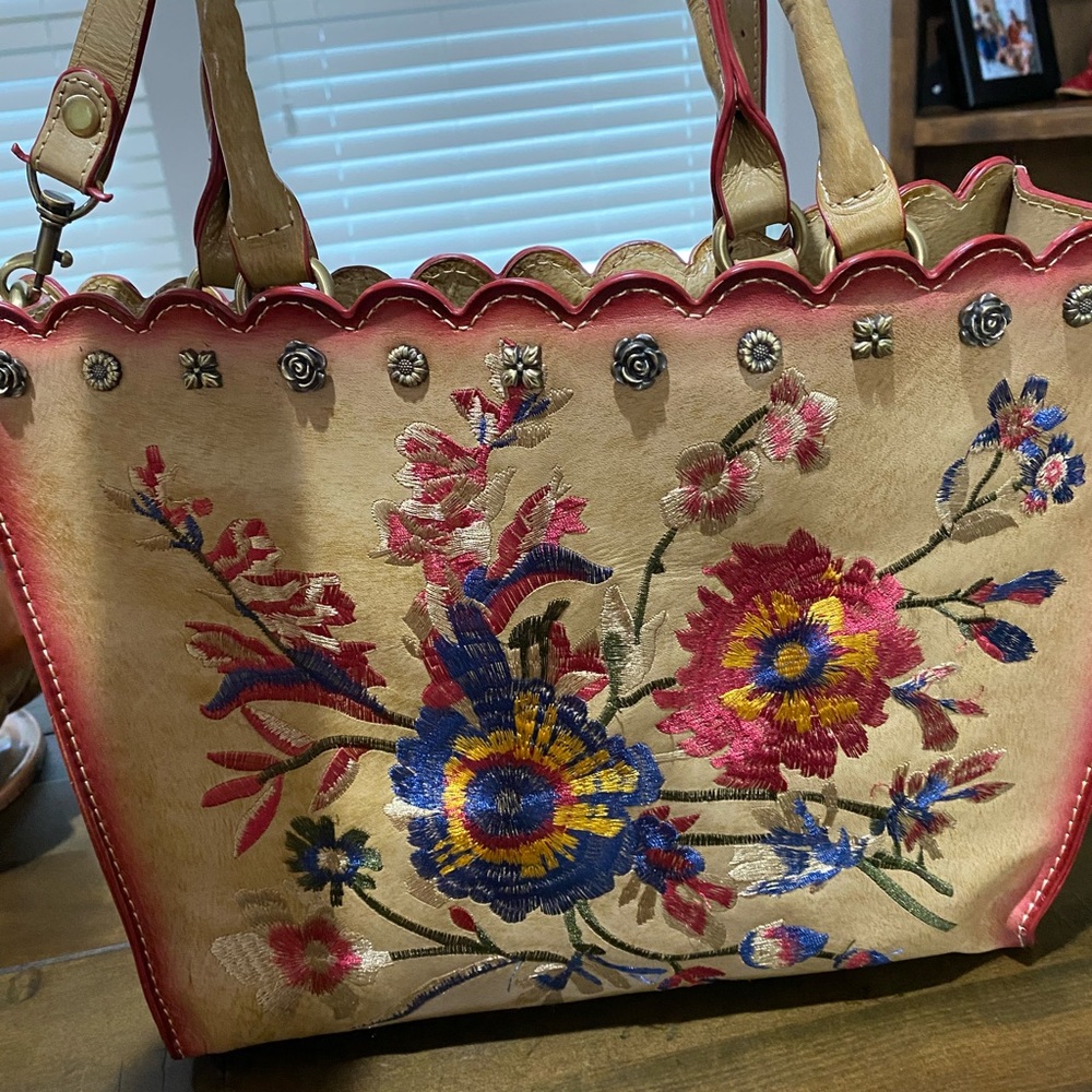 Patricia Nash bag.